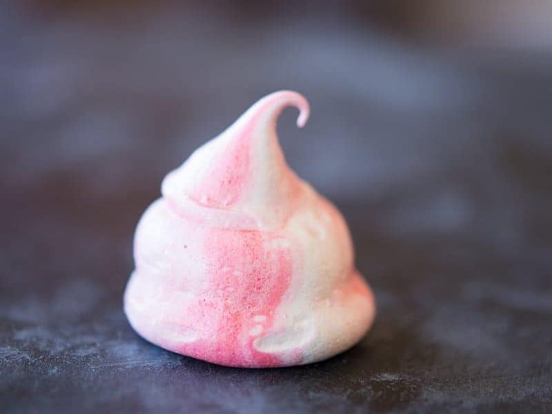 The Cutest Ever Holiday Peppermint Meringues Foodology Geek