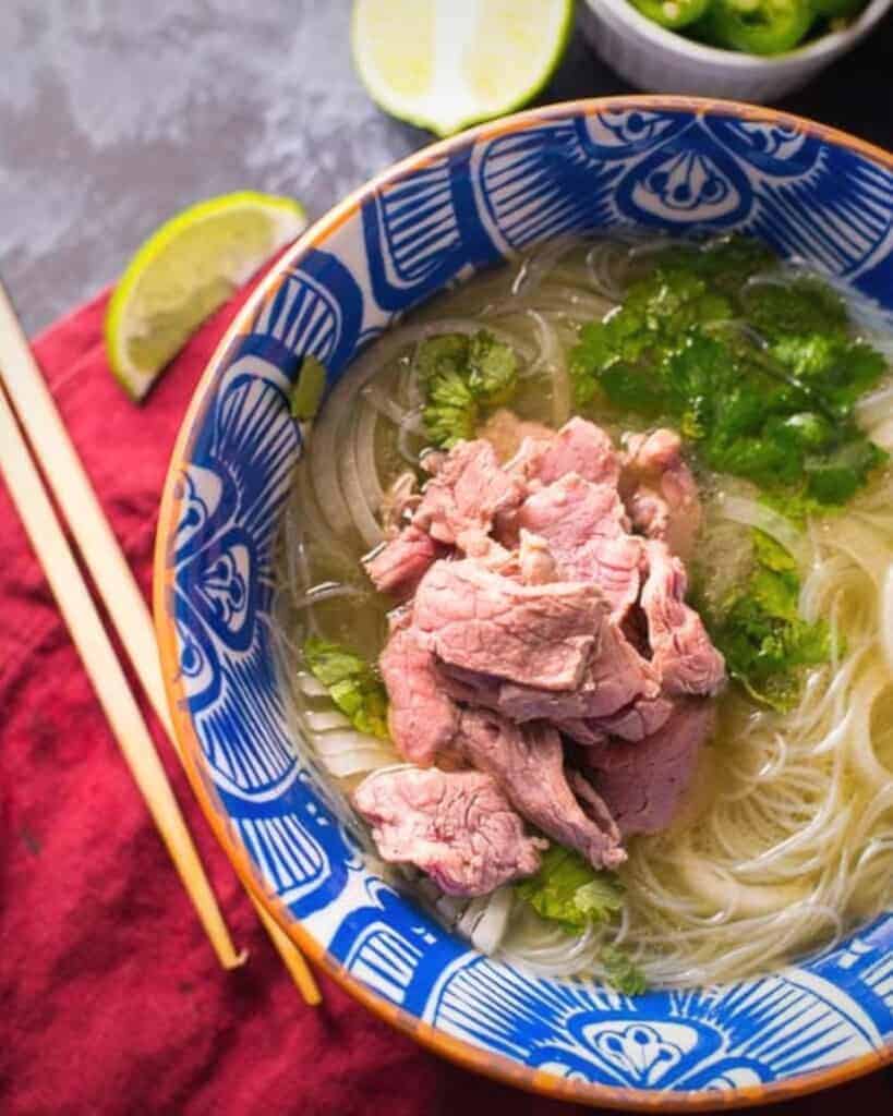 pho tai recipe with cilantro and onions