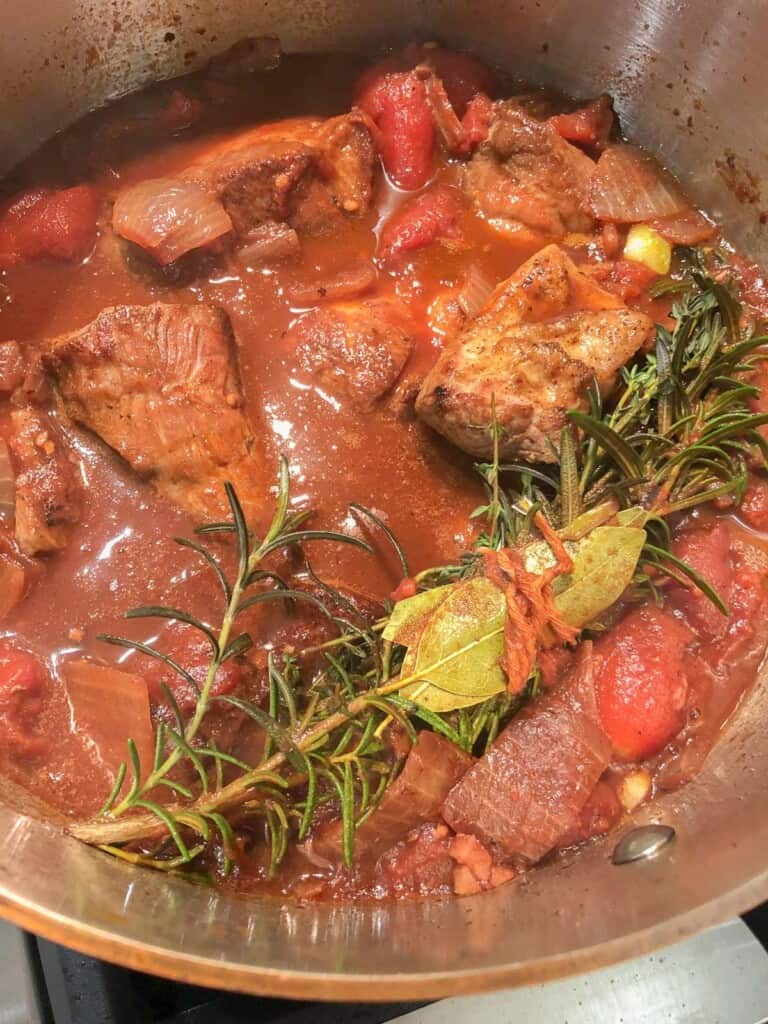 braising liquids for pork ragu