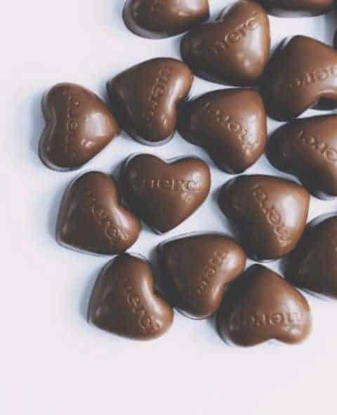 Dark chocolate chili heart. #hearts #chocolate #valentineday #homemade #nobake #candies The work is engraved on the dark chocolate heart candy with the work.