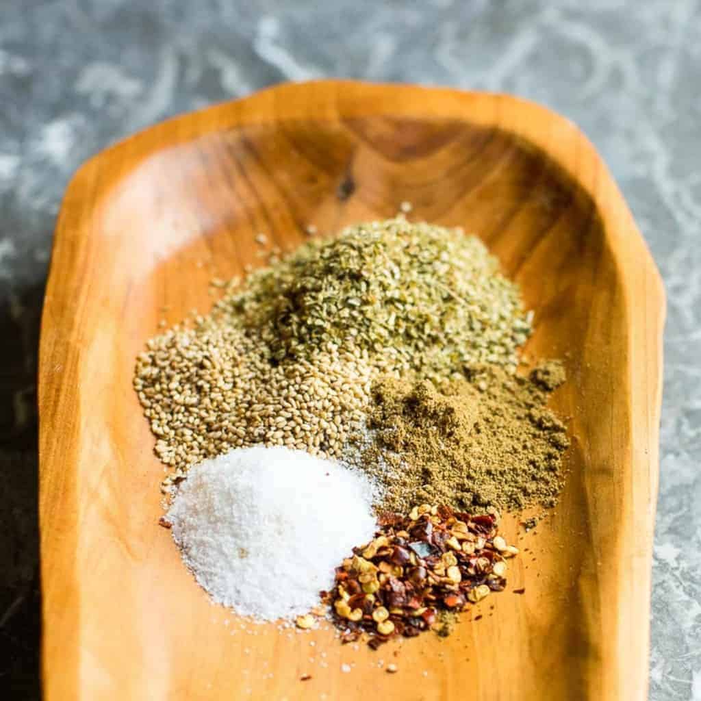 mediterranean seasoning blend recipe on a wooden dish