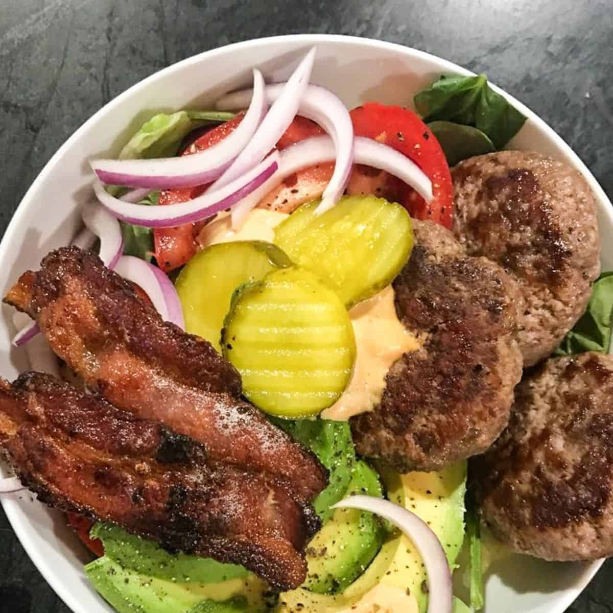 hamburger meal prep bowl with special sauce