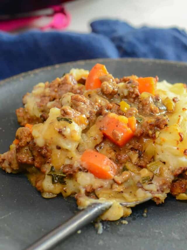 scoop of shepherds pie