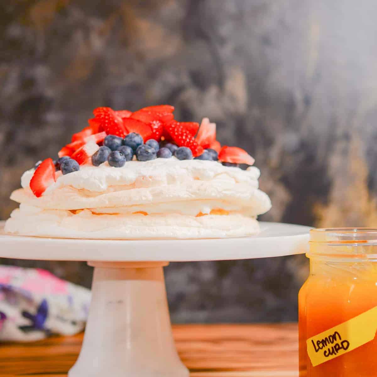 classic pavlova recipe with fresh berries