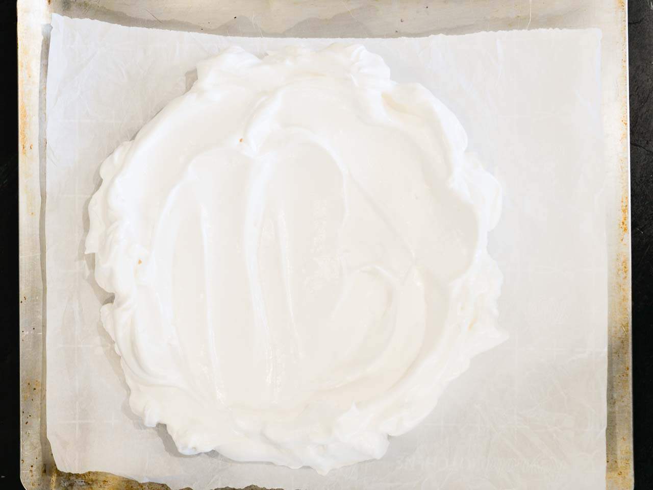 meringue before baking the pavlova