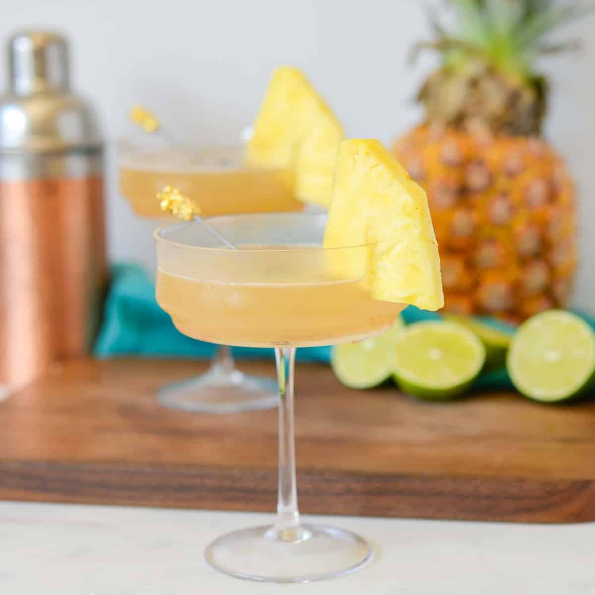 pineapple martini with vodka