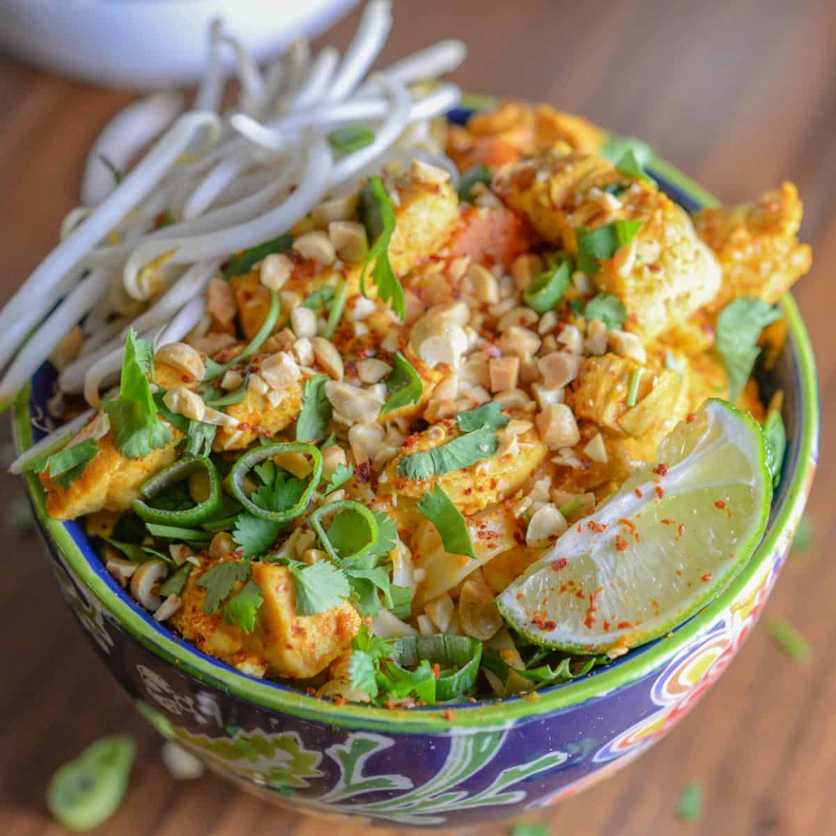 Thai noodle bowl with chicken curry