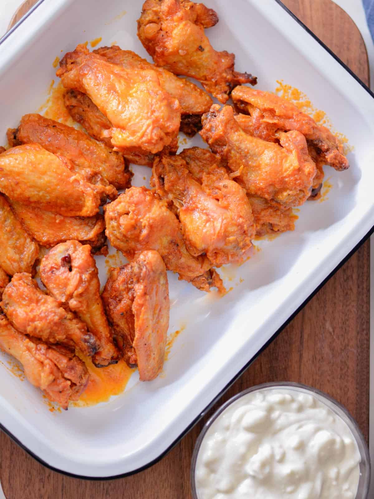 chicken wings recipe with blue cheese sauce