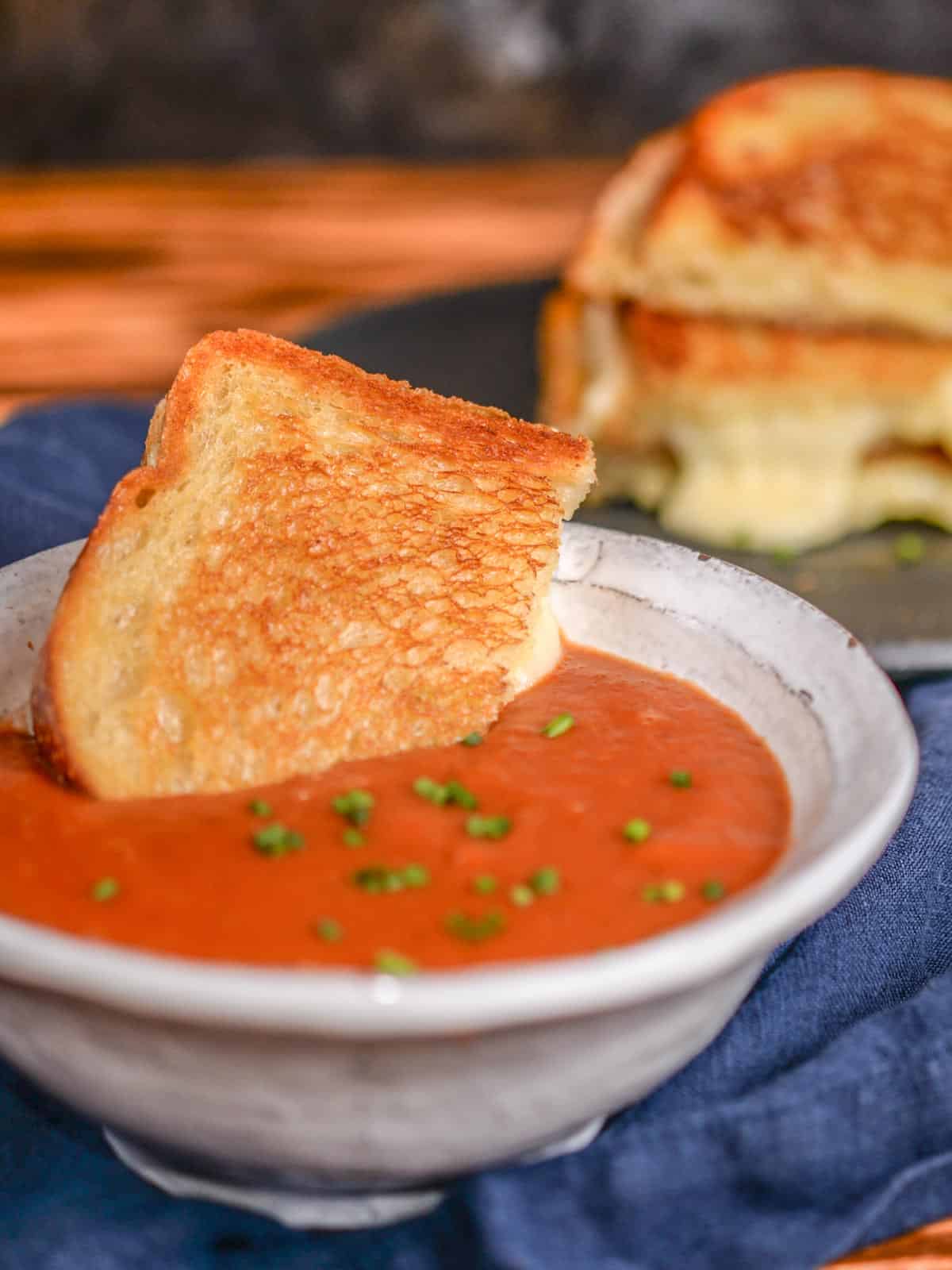 tomato soup with grilled cheese