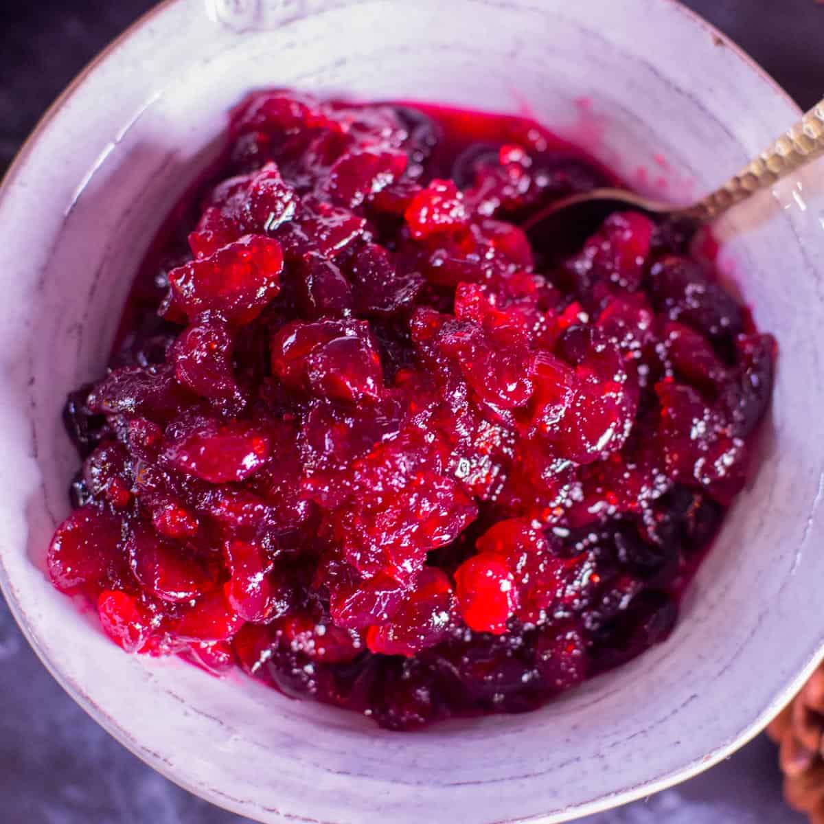 easy cranberry sauce recipe made in the microwave