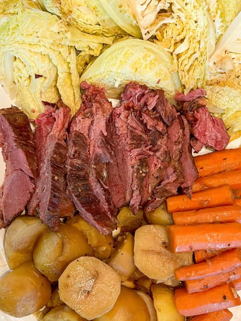 corned beef and cabbage recipe with potatoes