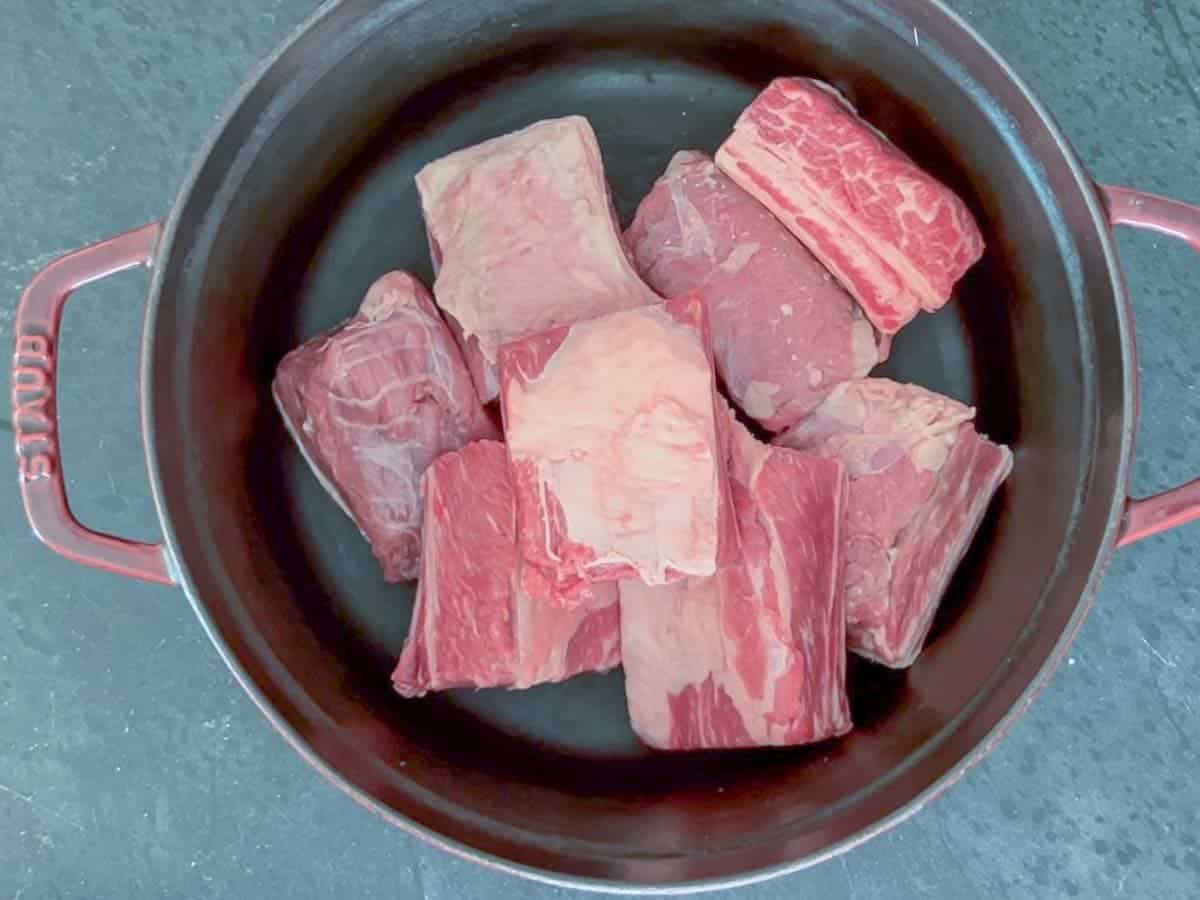 short ribs in a Staub dutch oven