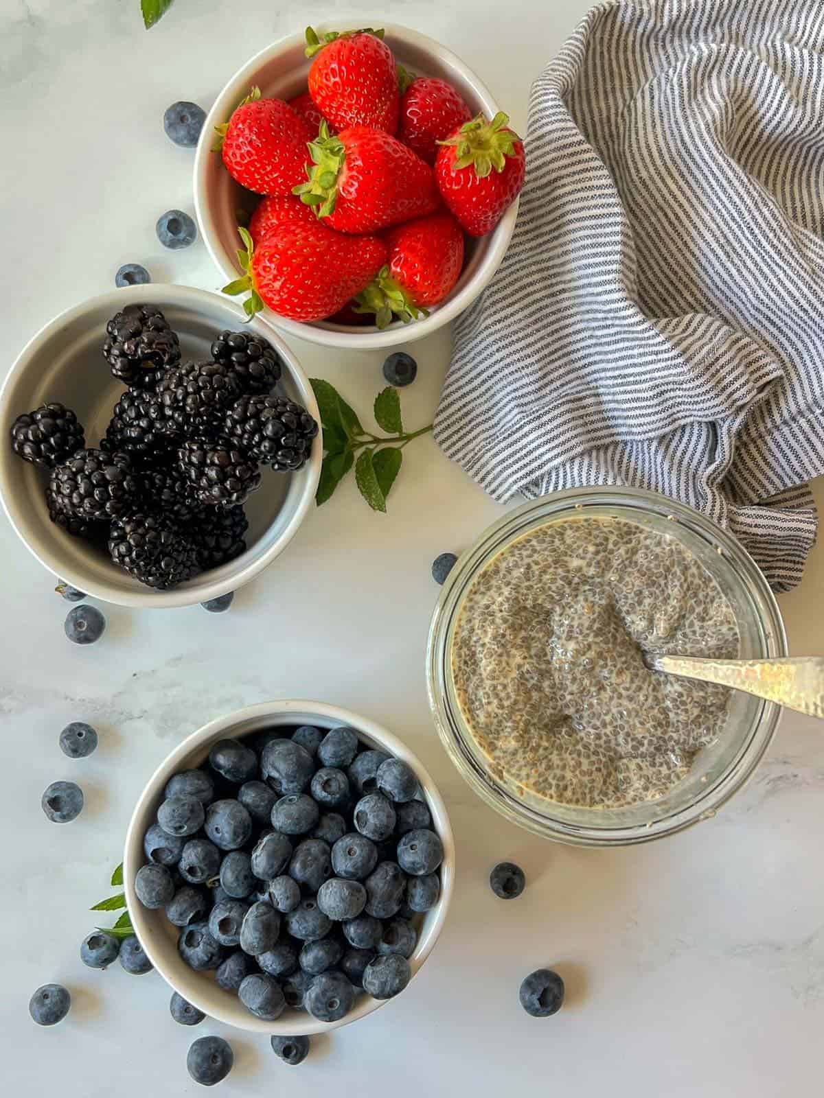 easy chia pudding