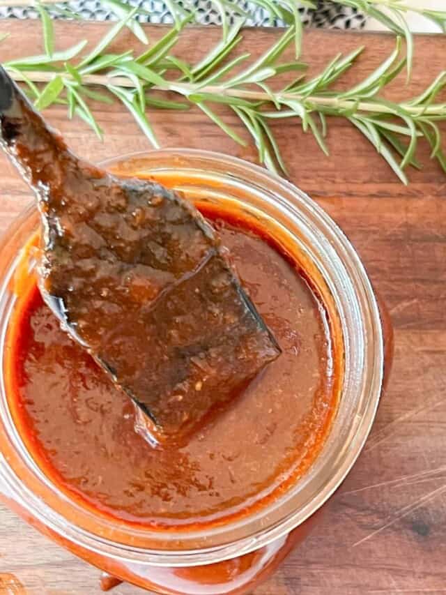 Sweet and Tangy BBQ Sauce Recipe