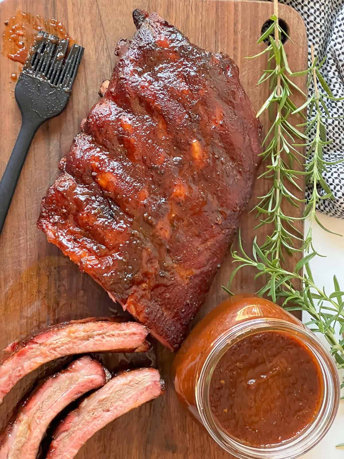 baby back ribs on a cutting board