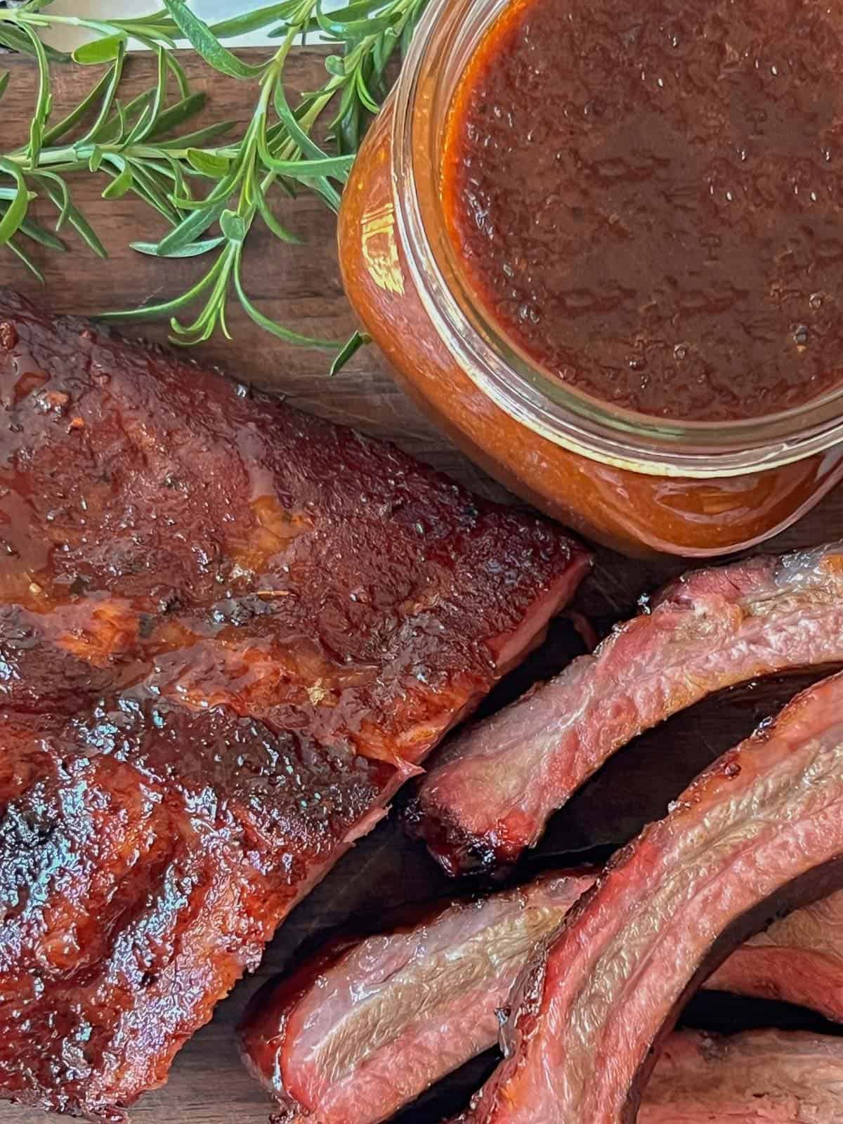 smoked ribs recipe served with homemade bbq sauce