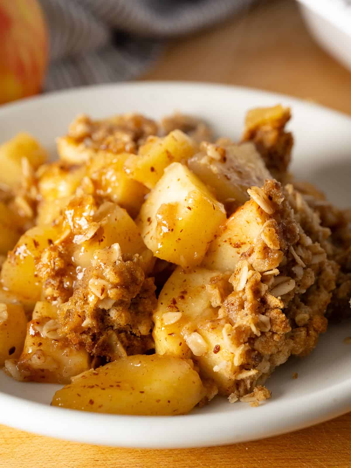 apple crisp served on a plate