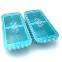 2trays with lids white background