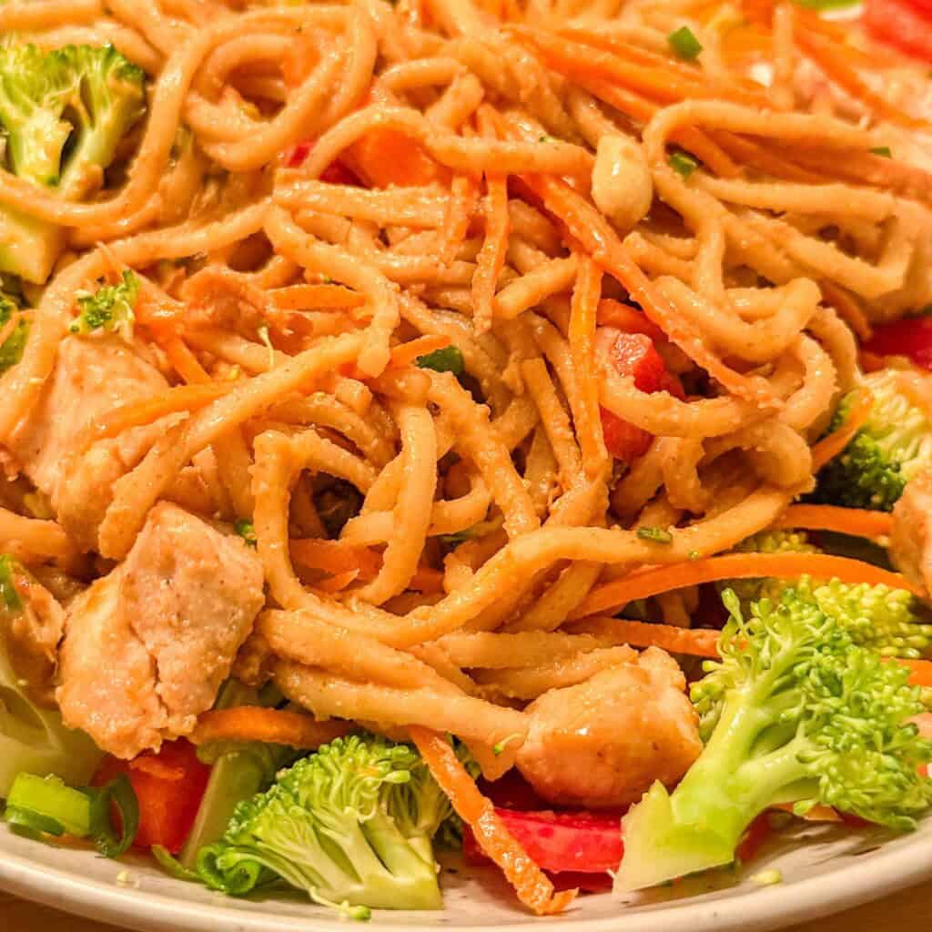 easy spicy peanut noodles
